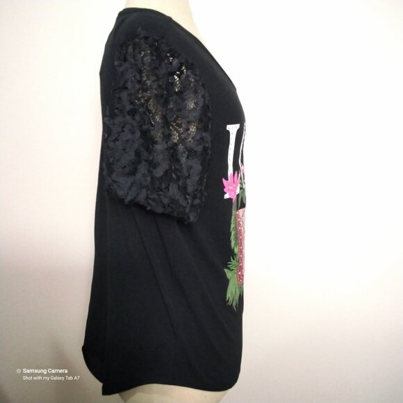 More Love & Lace Black Short Eyelet Lace Sleeve Floral Print Top NWT Size Small - Picture 12 of 13
